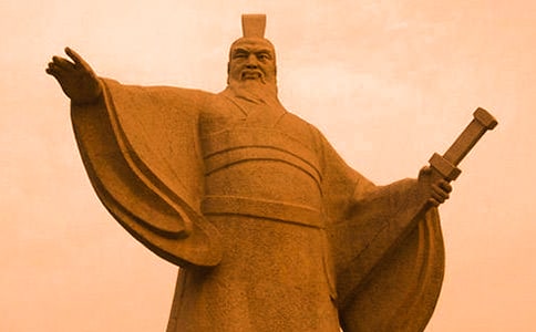 以曹操为话题的初中作文800字