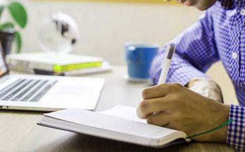 ������ö����