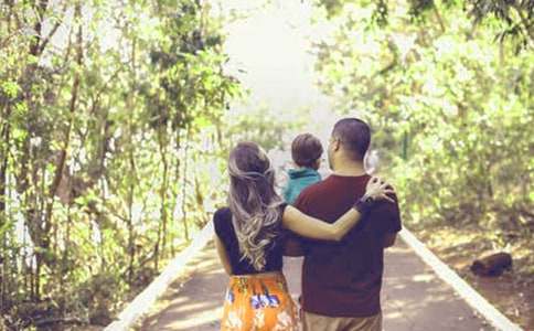 �������ҳ����Ը�