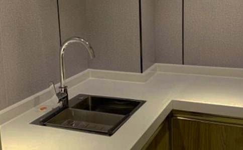 �Ҿ��ۺ�����ŵ��[����]