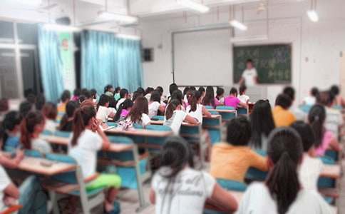 �������µĽ�ѧ��˼