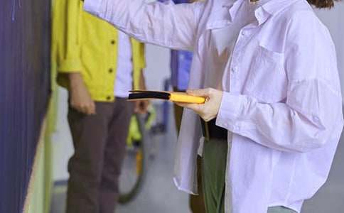 �ж�����������ۺ�з���