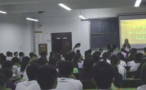 [��]��Ƹ�ݽ���ģ��13ƪ