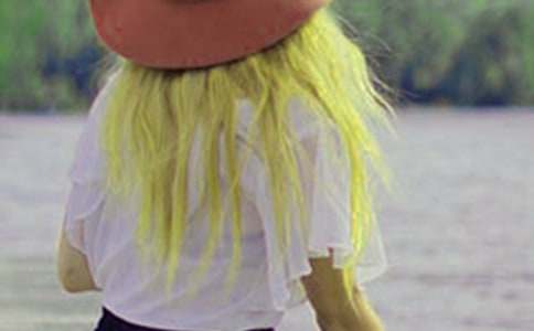 ���ҽ�������Ů��