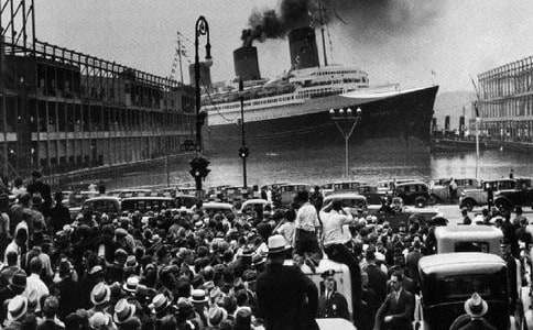 《诺曼底号遇难记》教学反思