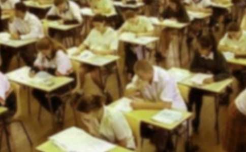 ��ĩ���Զ�Ա��У��������