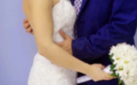 妻子在丈夫追悼会的答谢词