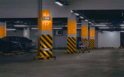 ͣ�����а���ͬ