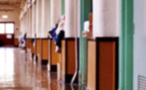 ѧУ���ʼ�����������