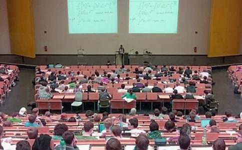 ѧ�����л�ʻ����ƪ