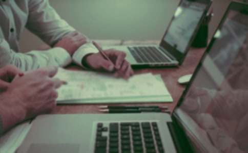 ְ����Ĭ���ҽ���