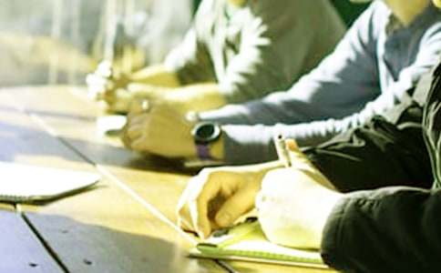 企业青年座谈会讲话稿