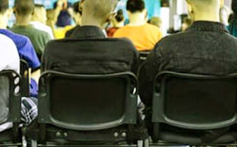 ú���ѧ����̸�ᷢ�Ը�